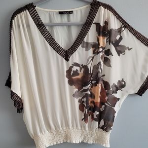 a.n.a.    Sheer batwing V neck